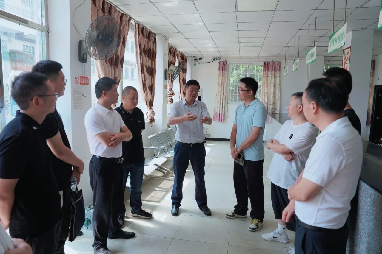 许东明赴南充市嘉陵区、巴中市通江县调研督导定点帮扶和托底性帮扶工作